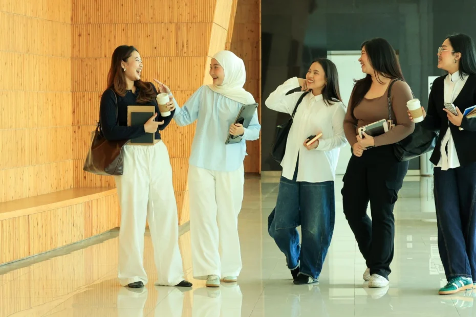 kursus bahasa inggris mahasiswa dan karyawan